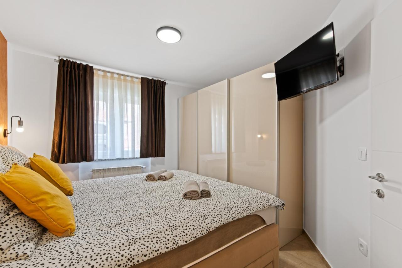 Apartment Masha Новиград Экстерьер фото