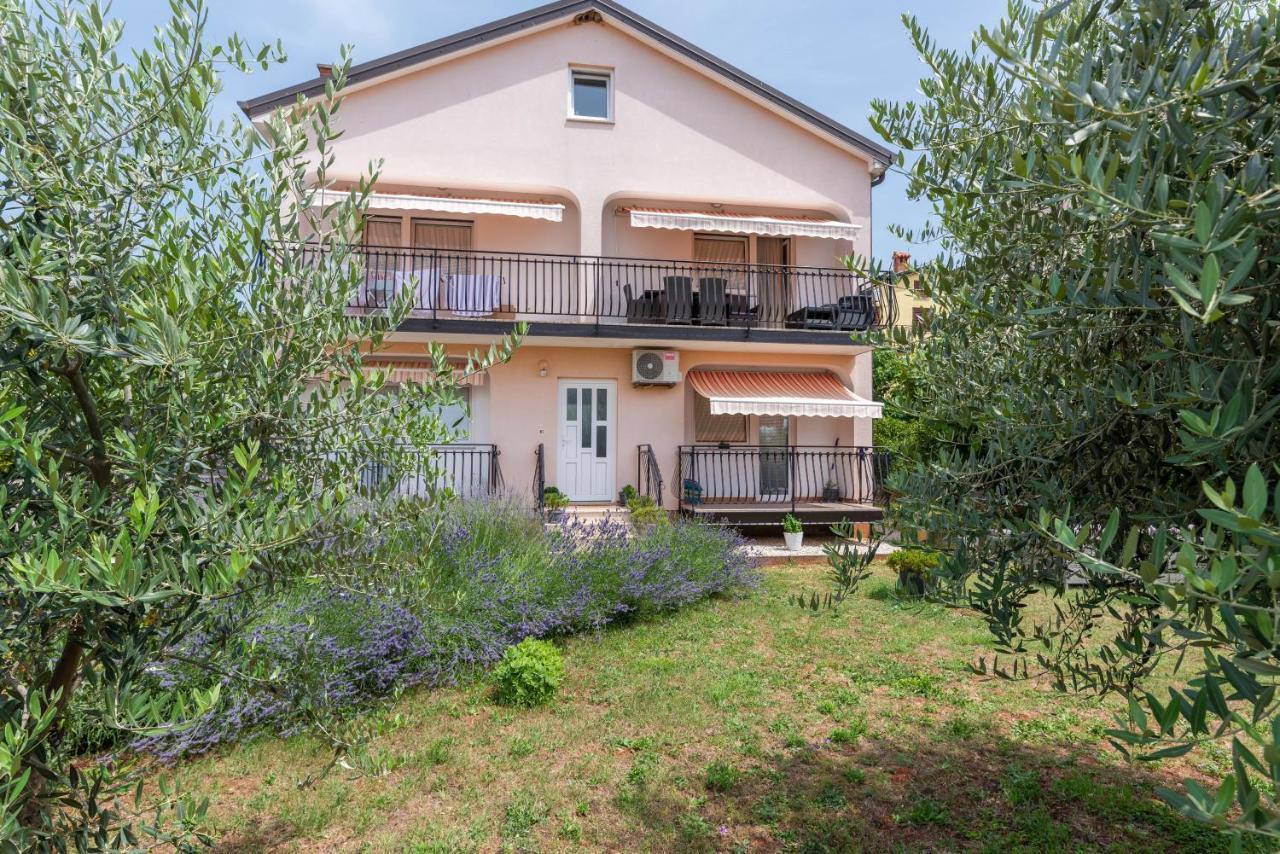 Apartment Masha Новиград Экстерьер фото
